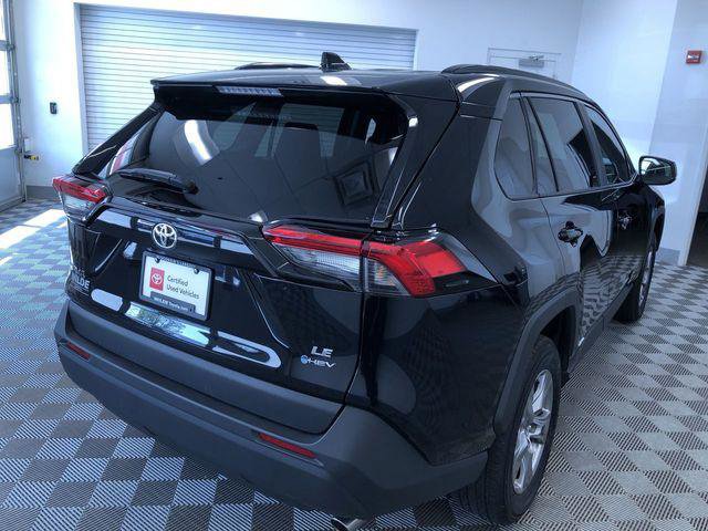 Certified 2025 Toyota RAV4 LE AWD/4WD image 34