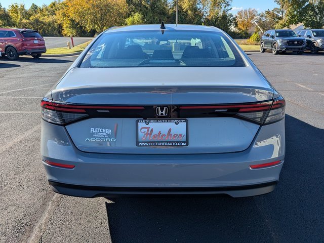 New 2025 Honda Accord SE image 8