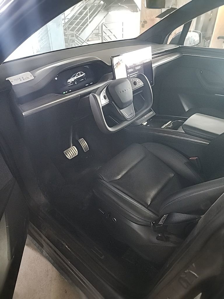 Used 2022 Tesla Model X AWD/4WD image 6