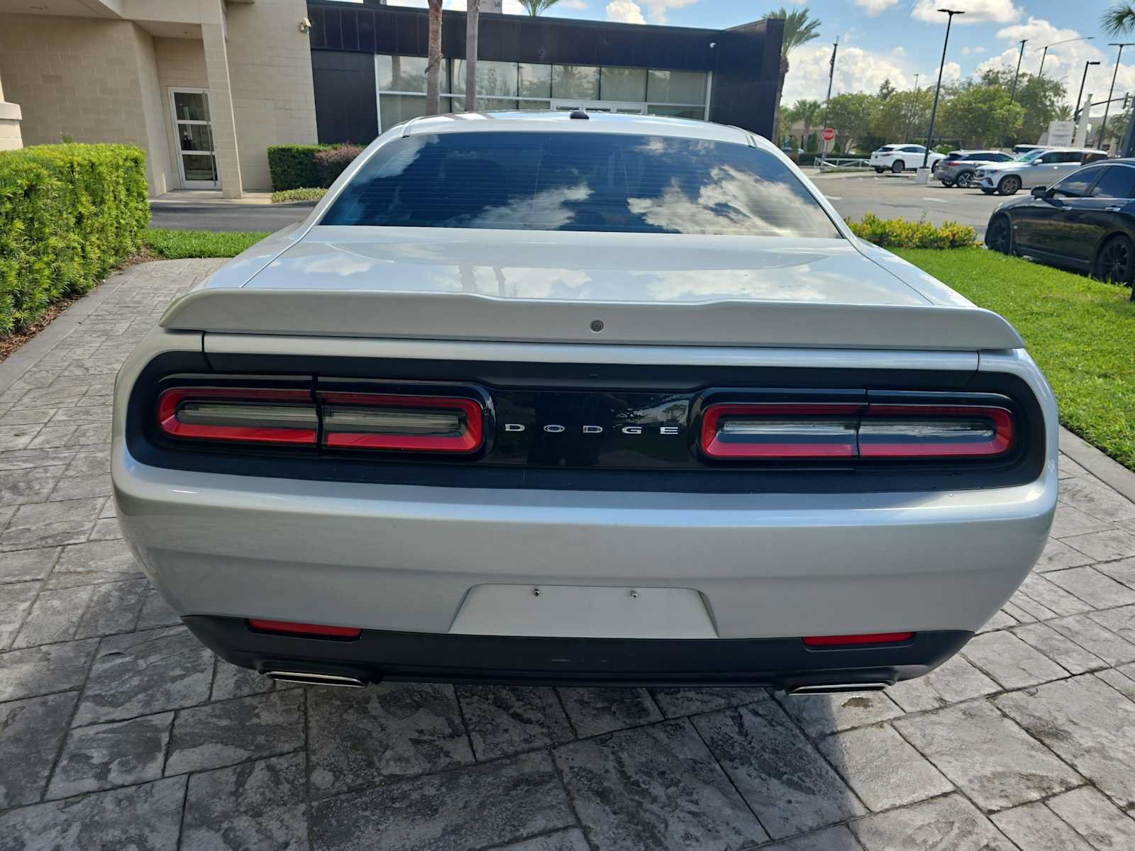 Used 2021 Dodge Challenger SXT RWD image 5