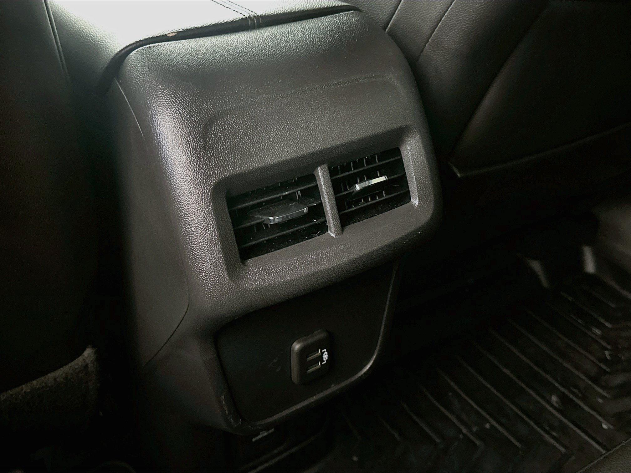 Used 2021 GMC Terrain SLT FWD image 25