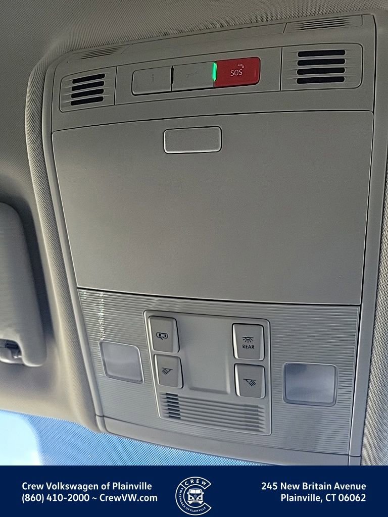 Certified 2022 Volkswagen Taos SE AWD/4WD image 11