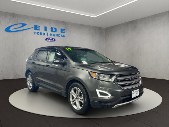 Used 2017 Ford Edge Titanium w/ Technology Package AWD/4WD image 1