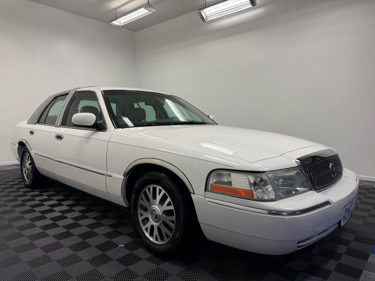 Used 2003 Mercury Grand Marquis LS RWD image 1