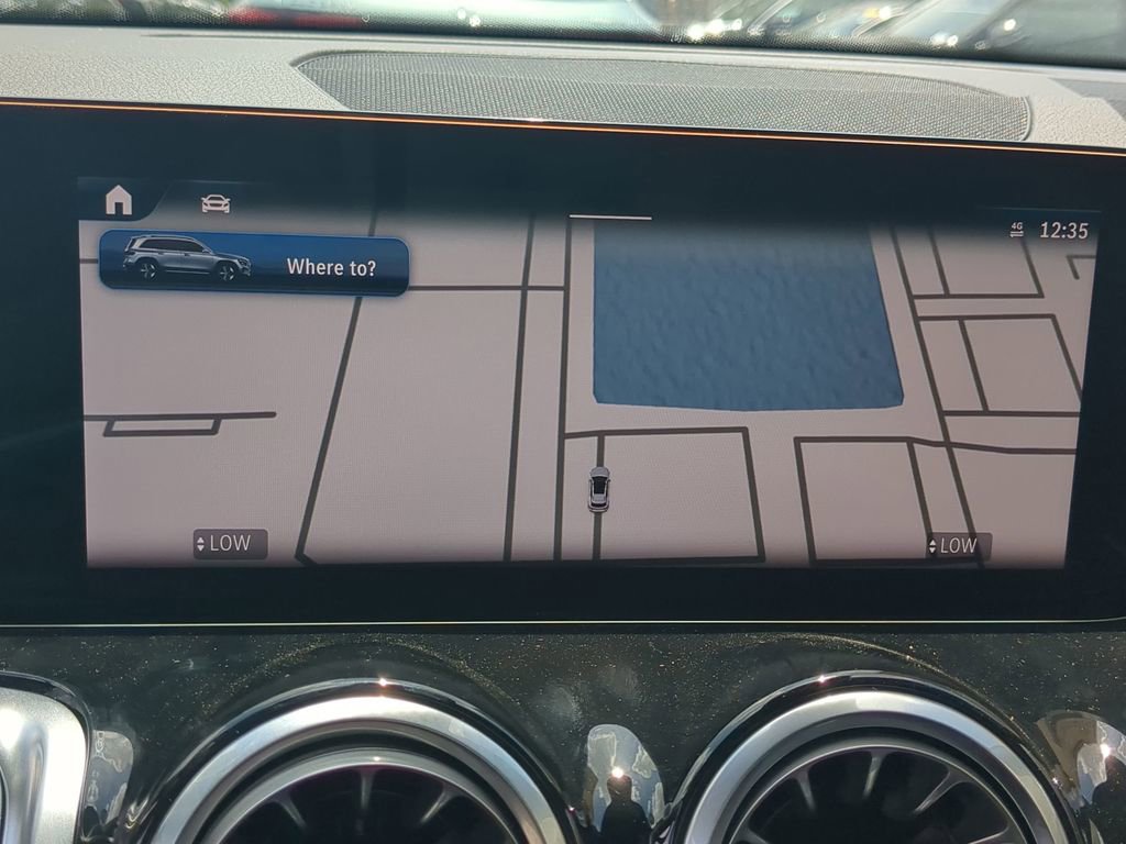 New 2025 Mercedes-Benz GLB 250 GLB 250 image 8