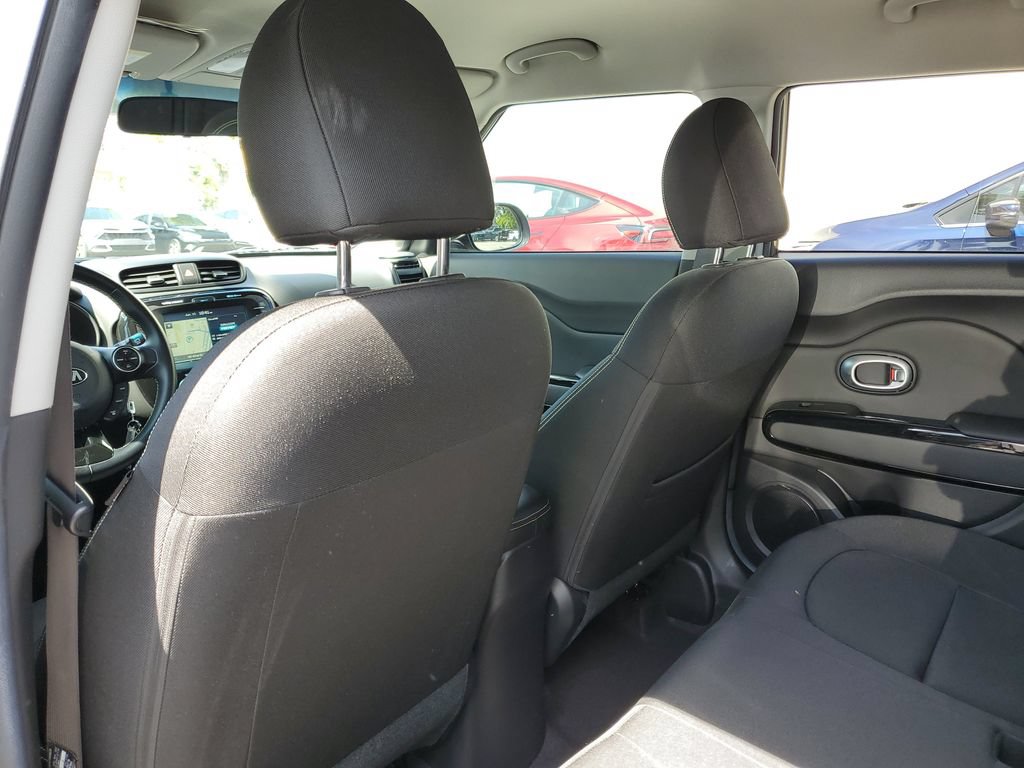 Used 2015 Kia Soul + w/ Audio Package FWD image 14