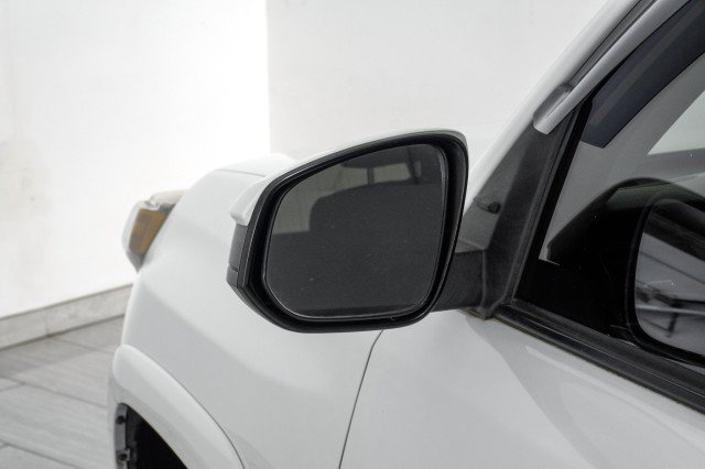 Used 2020 Toyota 4Runner TRD Off-Road AWD/4WD image 45