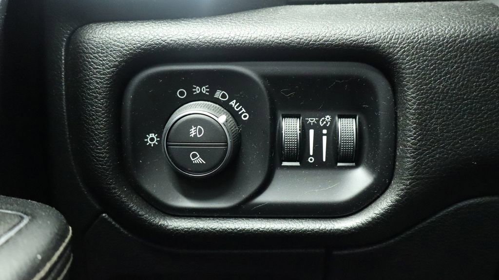 Certified 2023 RAM 1500 Laramie image 25