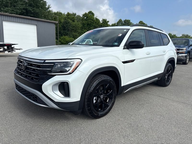Used 2024 Volkswagen Atlas Peak Edition SEL AWD/4WD image 7
