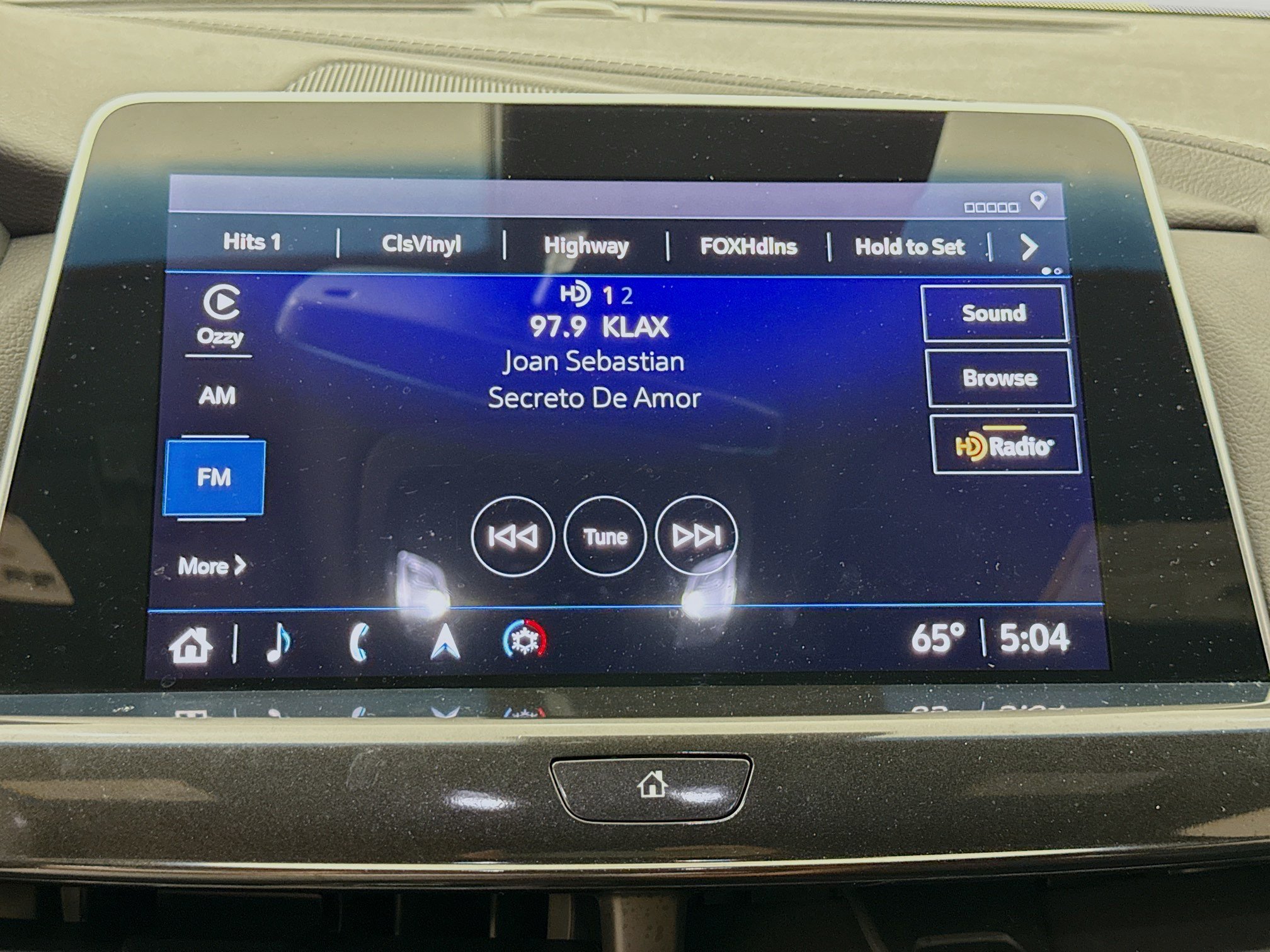 Used 2023 Cadillac CT5 Premium Luxury RWD image 17