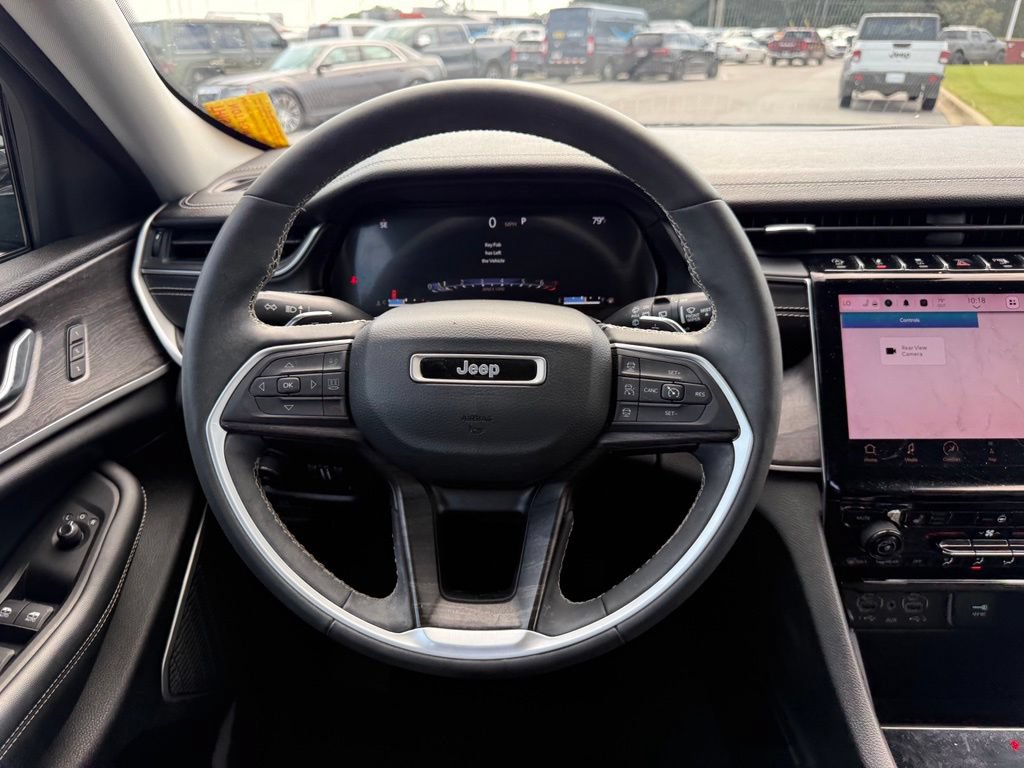 Used 2023 Jeep Grand Cherokee Limited RWD image 7