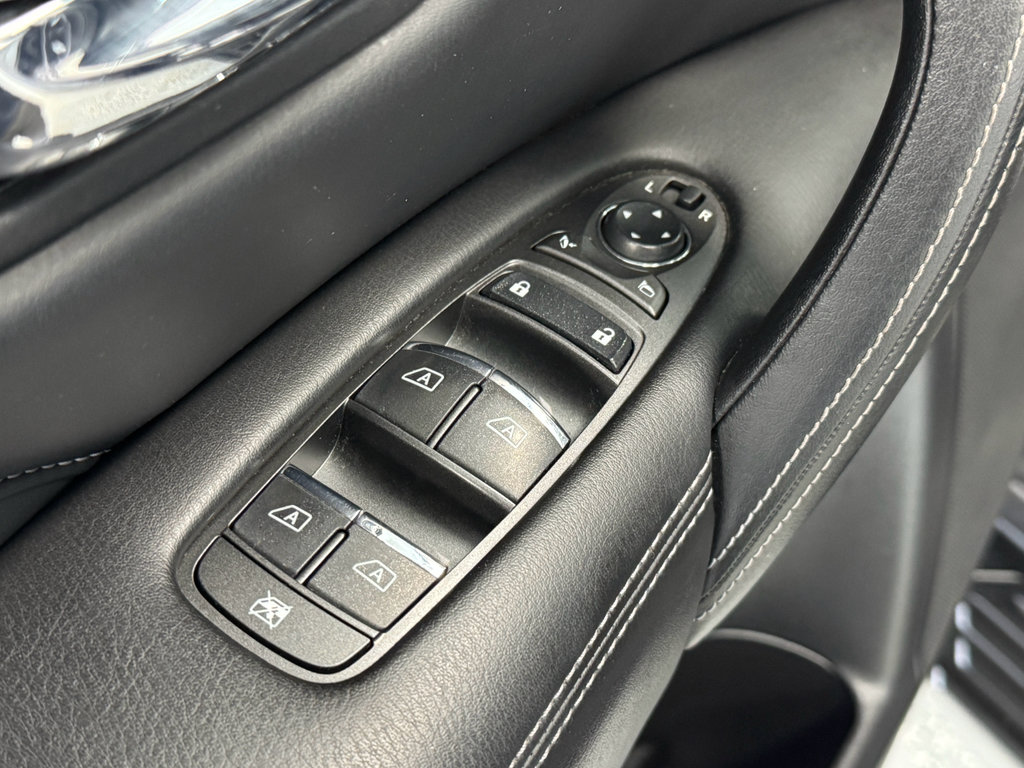 Used 2024 INFINITI QX80 Luxe image 18