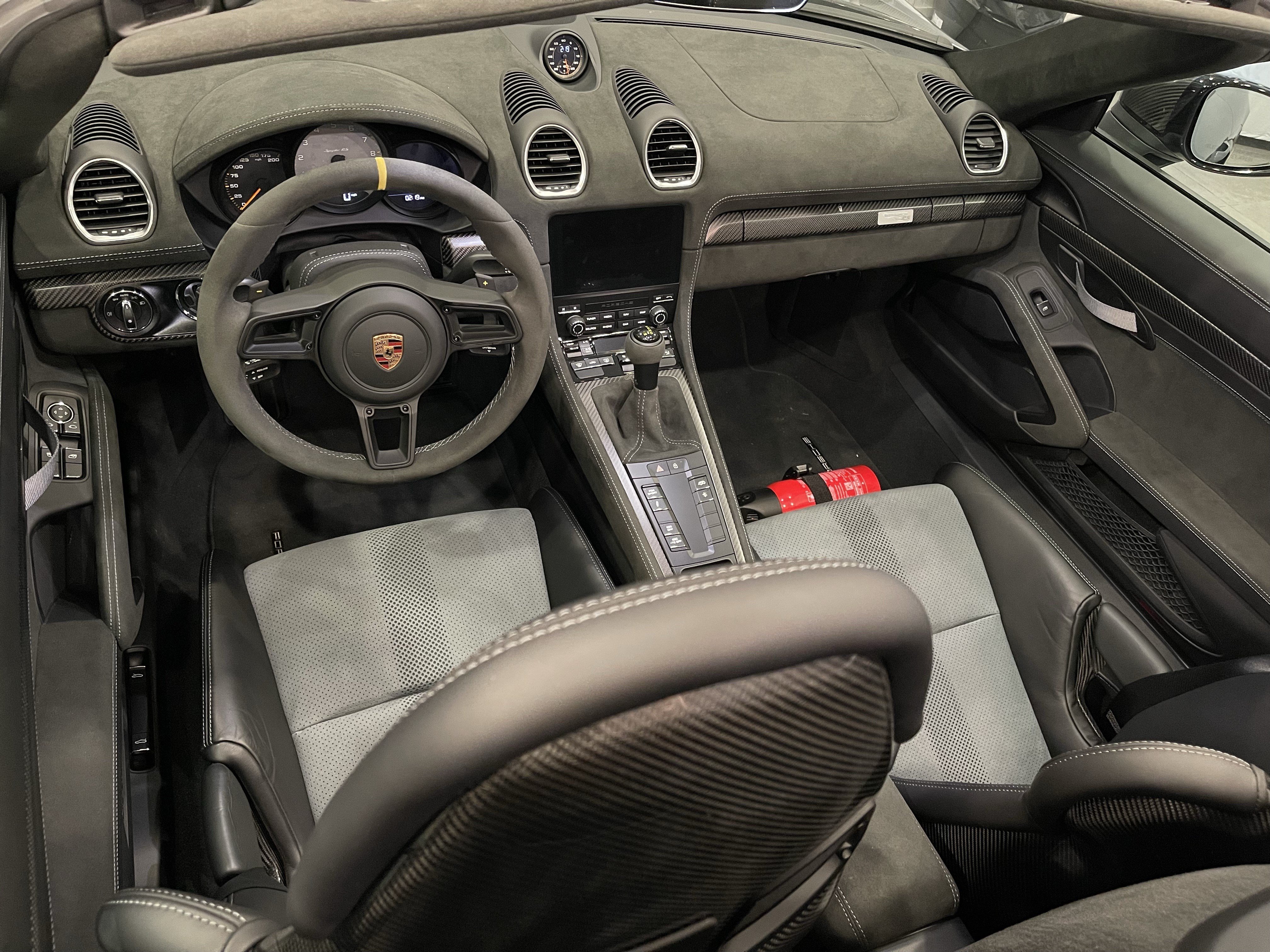 Used 2024 Porsche 718 Boxster Spyder RS RWD image 16