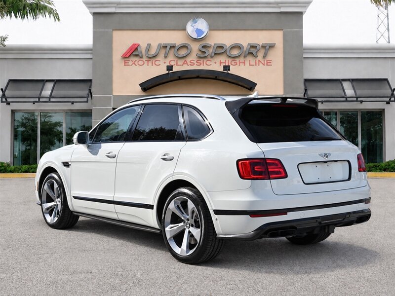 Used 2018 Bentley Bentayga AWD/4WD image 2