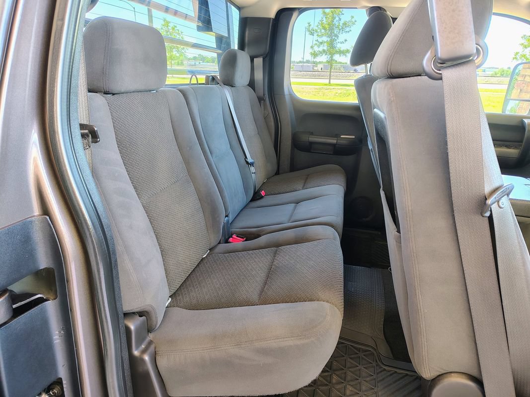 Used 2007 GMC Sierra 2500 4x4 Extended Cab image 19