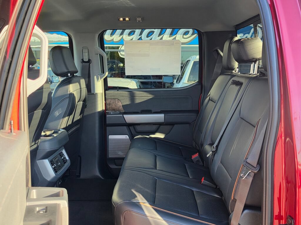 New 2027 Ford F250 Lariat w/ Black Appearance Package AWD/4WD image 9