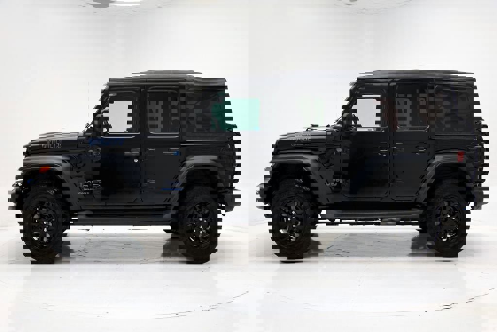 Used 2023 Jeep Wrangler Unlimited w/ Cold Weather Group image 6