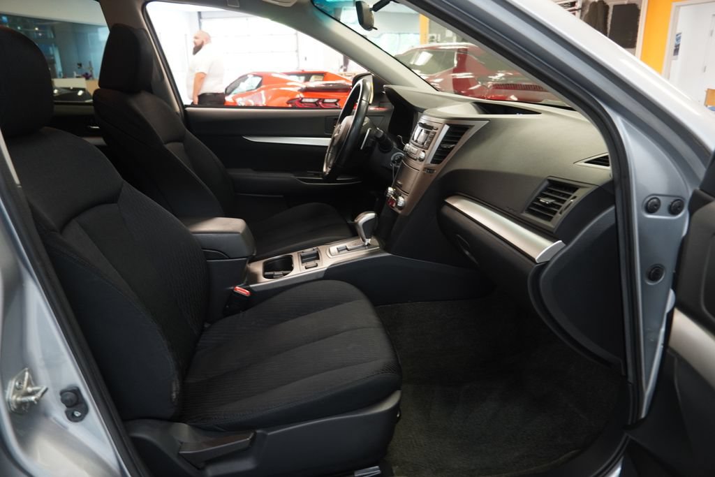 Used 2012 Subaru Outback 2.5i Premium w/ All-Weather Pkg AWD/4WD image 35