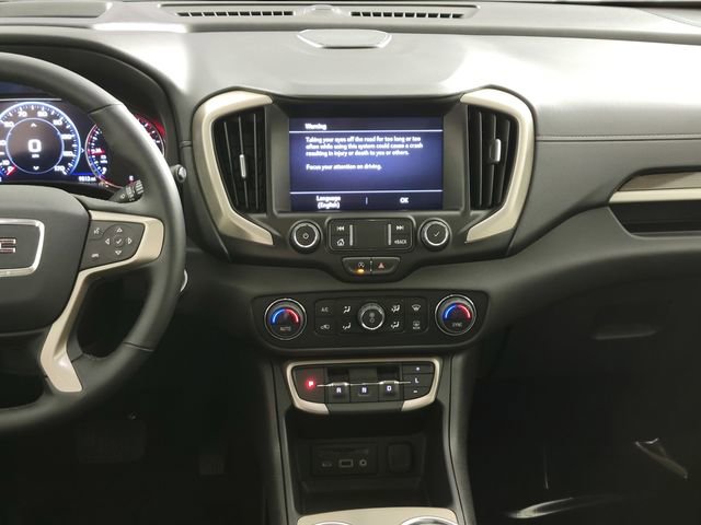 Used 2024 GMC Terrain Denali w/ LPO, Cargo Package image 21