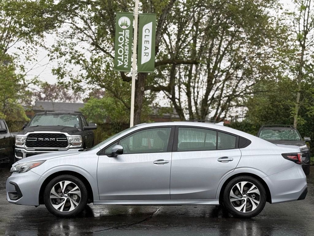 Used 2023 Subaru Legacy Premium w/ Tech Package 1 AWD/4WD image 2