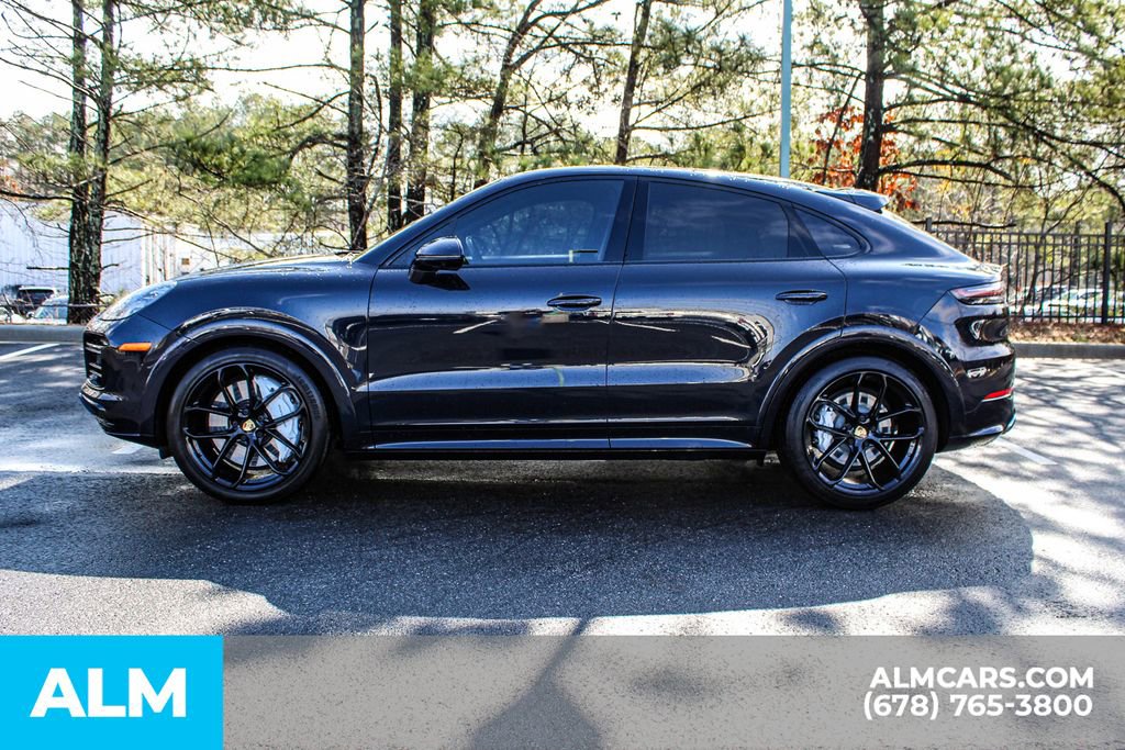 Used 2023 Porsche Cayenne Turbo image 7