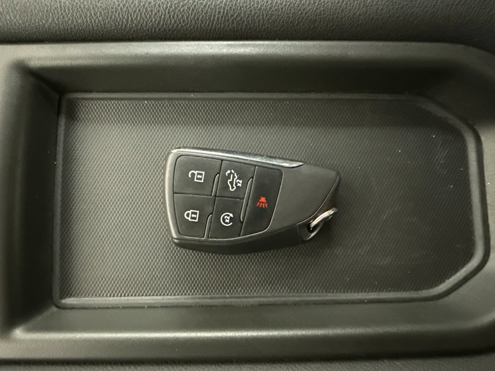 Used 2023 Chevrolet Silverado 1500 LT AWD/4WD image 33