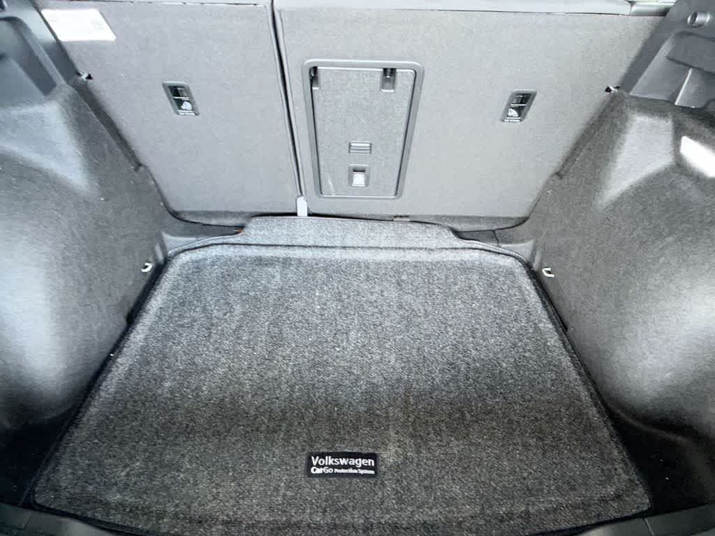 Certified 2024 Volkswagen Taos S FWD image 25