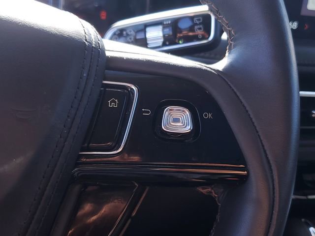 Used 2025 Lincoln Aviator Reserve w/ Illumination Package AWD/4WD image 13