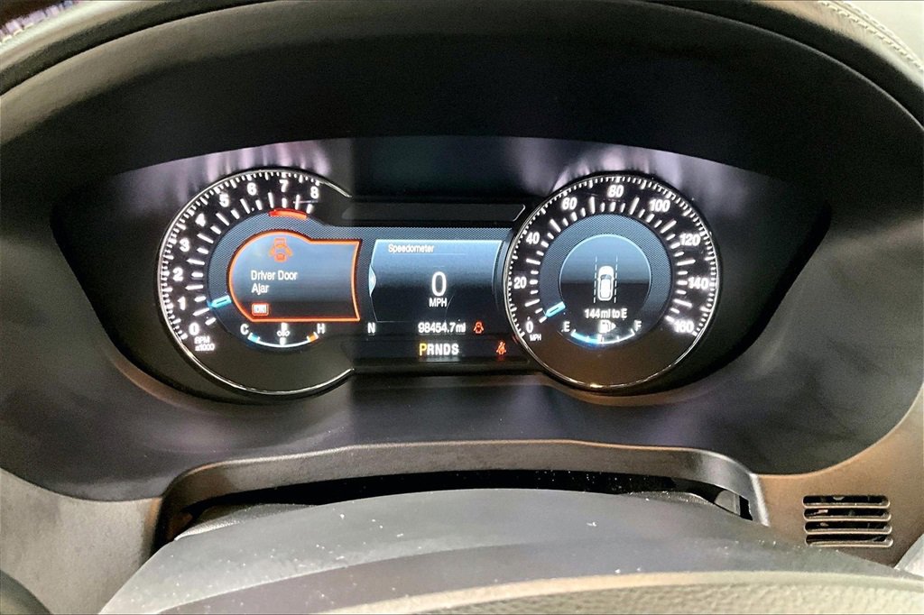 Certified 2017 Ford Explorer Platinum image 16