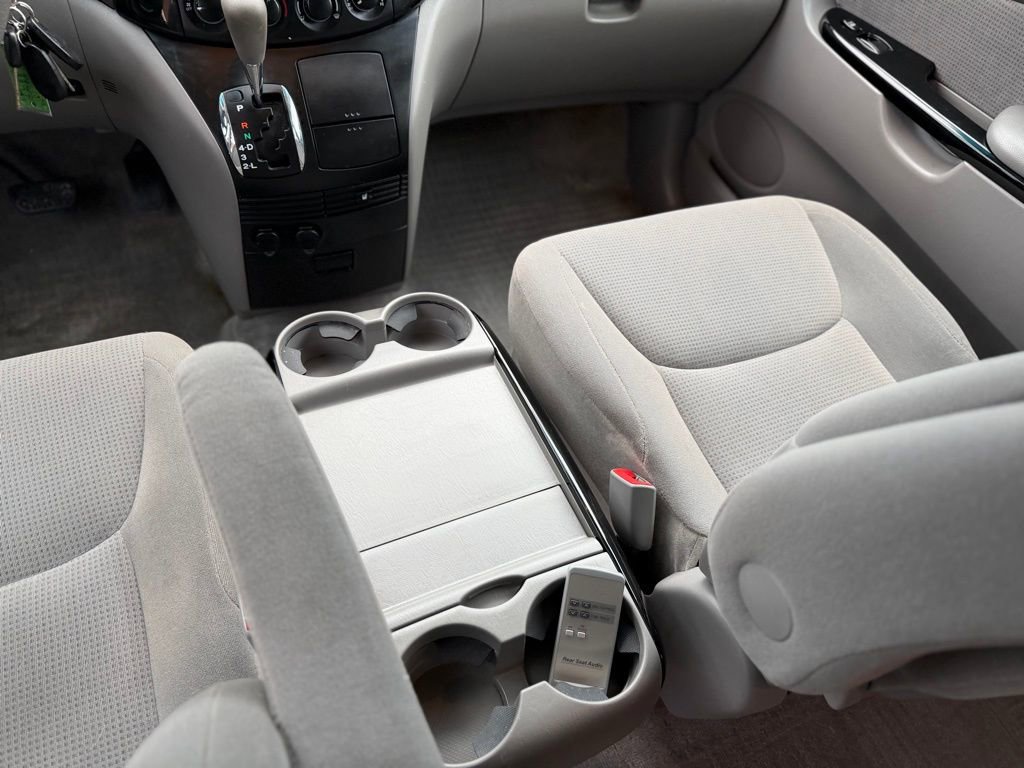 Used 2005 Toyota Sienna LE image 19