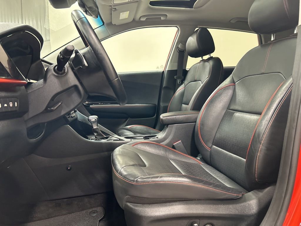 Used 2021 Kia Niro Touring w/ Paint Protection Package image 10