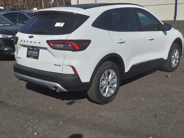 New 2025 Ford Escape Active w/ Cold Weather Package AWD/4WD image 6