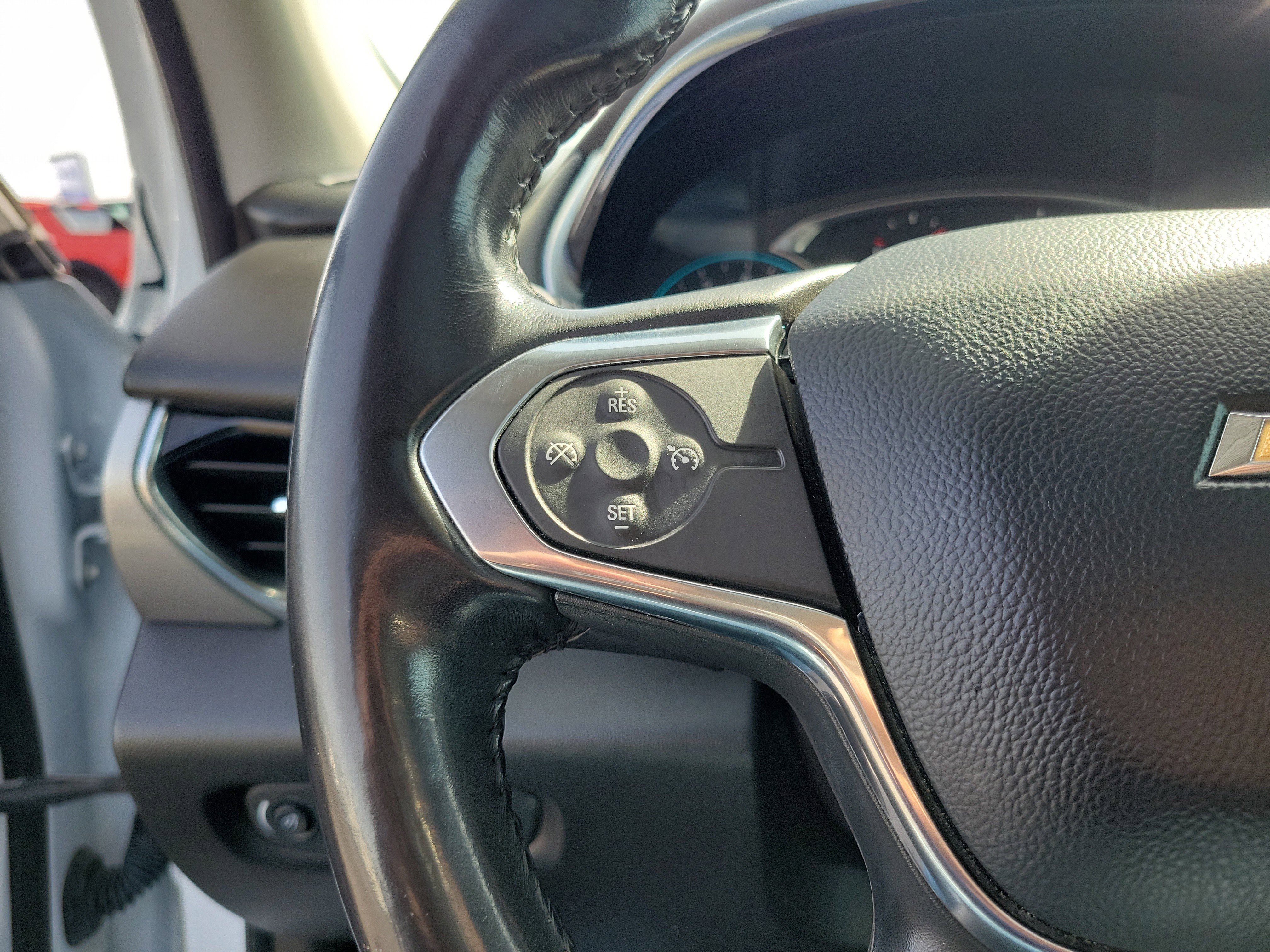 Used 2018 Chevrolet Traverse LT image 22