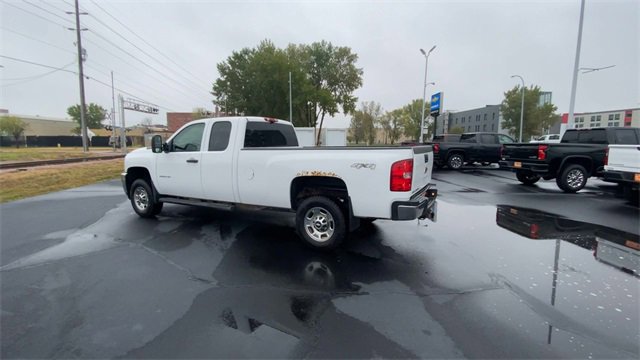 Used 2013 Chevrolet Silverado 2500 W/T w/ Snow Plow Prep Package image 6