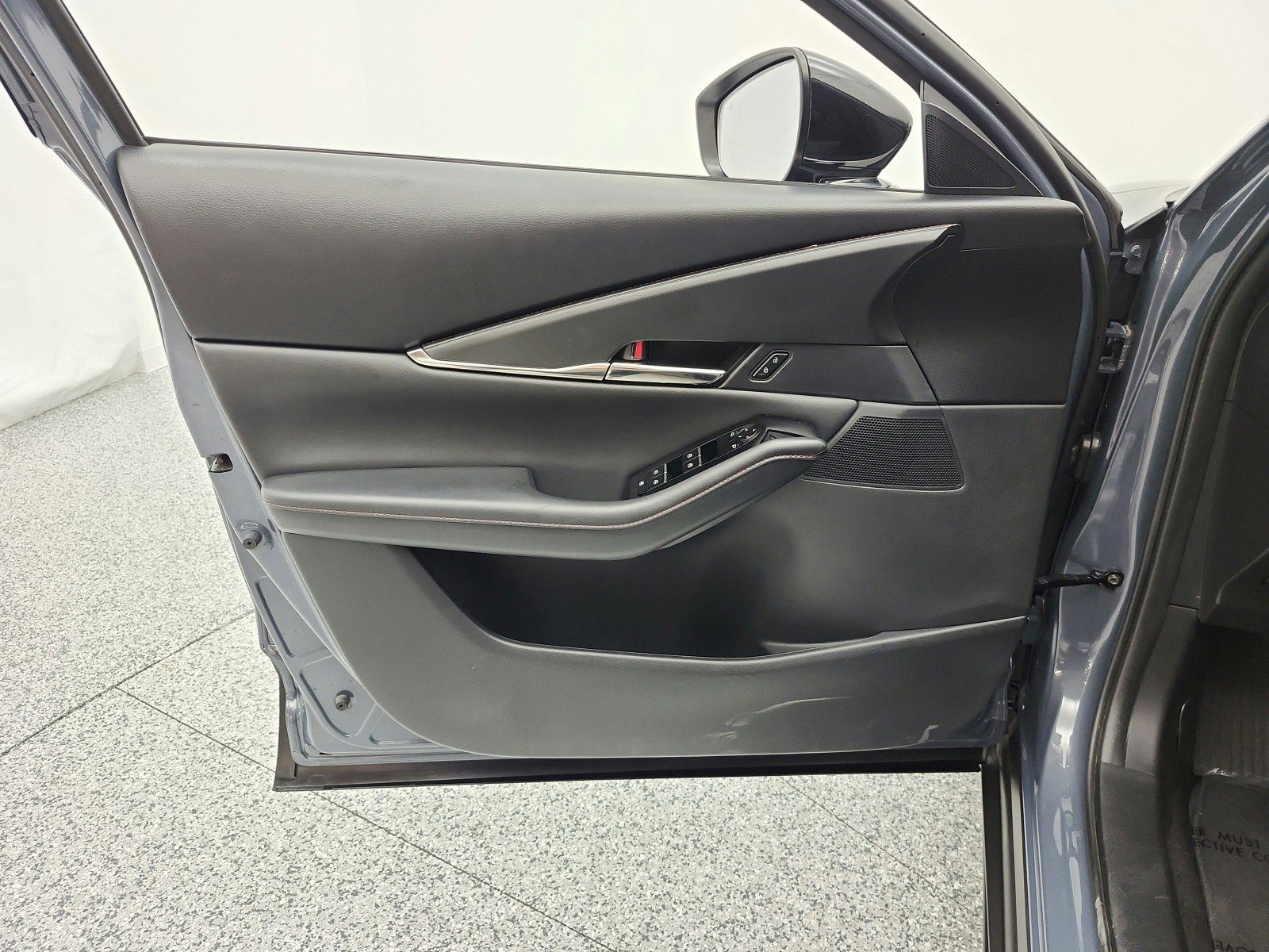 Used 2023 MAZDA CX-30 AWD 2.5 S w/ Preferred Package image 16