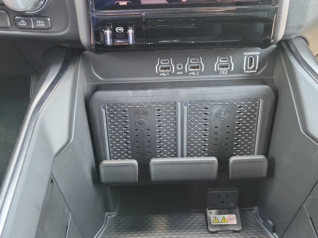 New 2026 RAM 1500 Rebel w/ Rebel Level 2 Equipment Group AWD/4WD image 21
