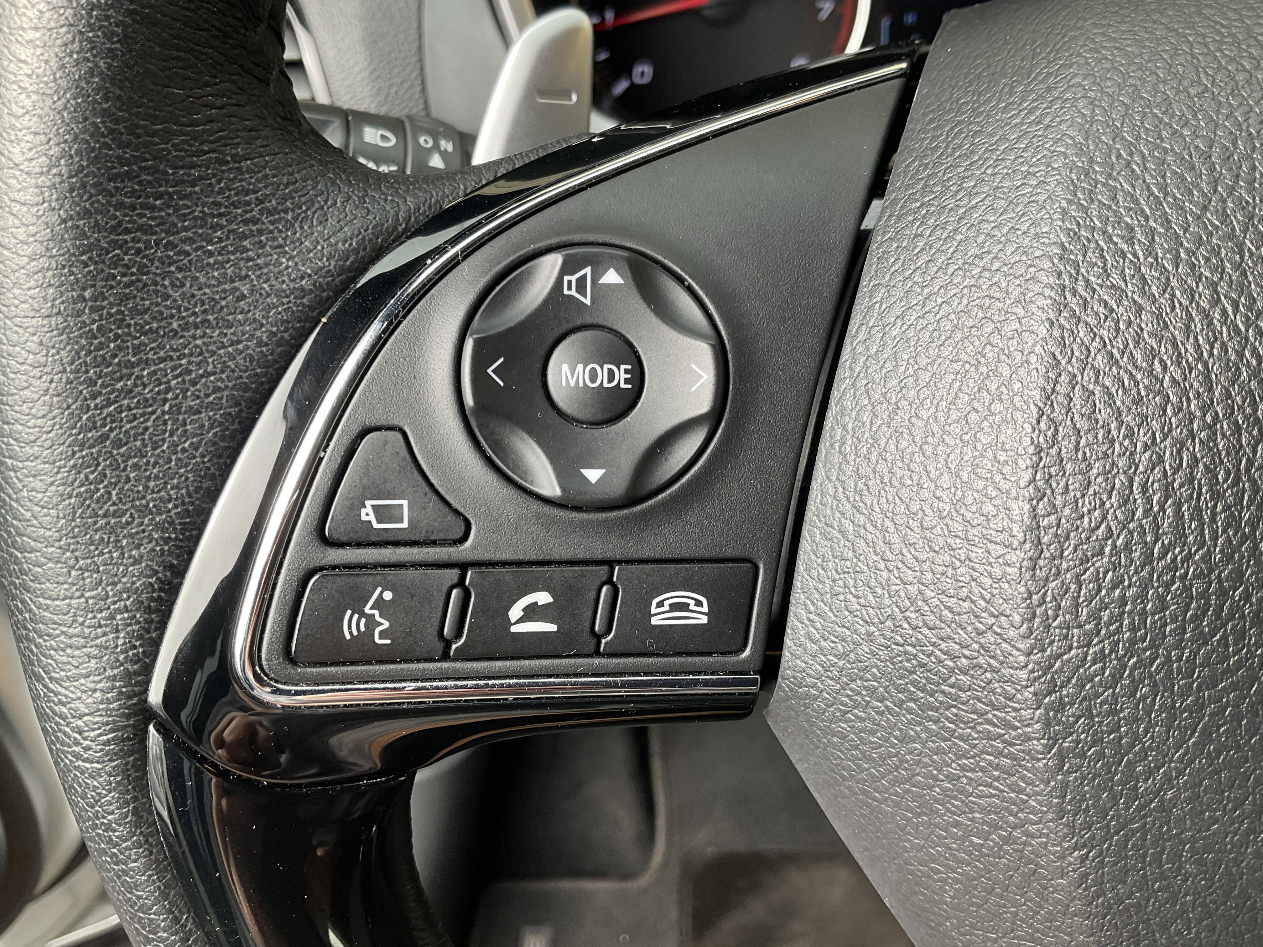 Used 2024 Mitsubishi Eclipse Cross SEL image 31