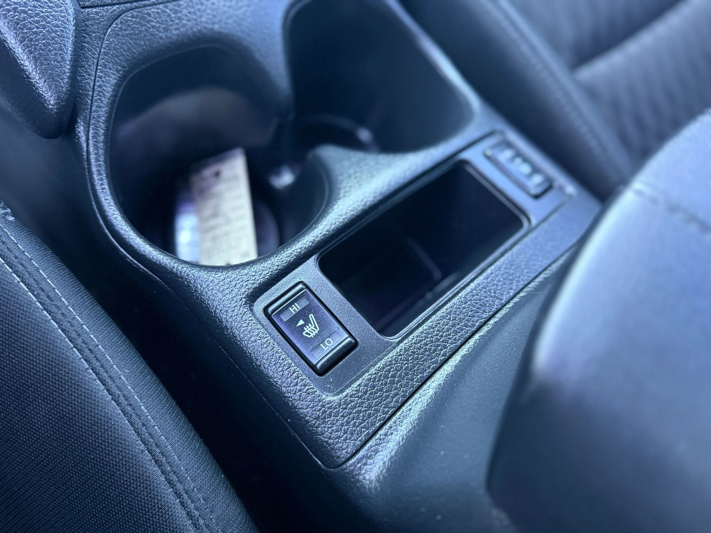 Used 2018 Nissan Rogue SV FWD image 27