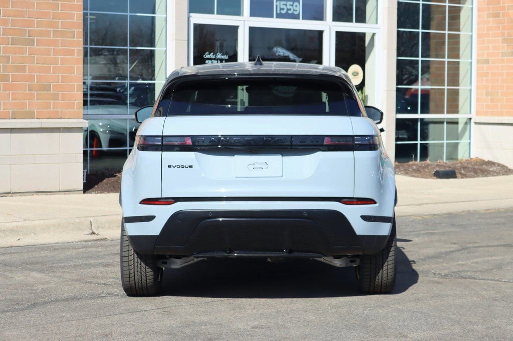 Used 2026 Land Rover Range Rover Evoque S image 5