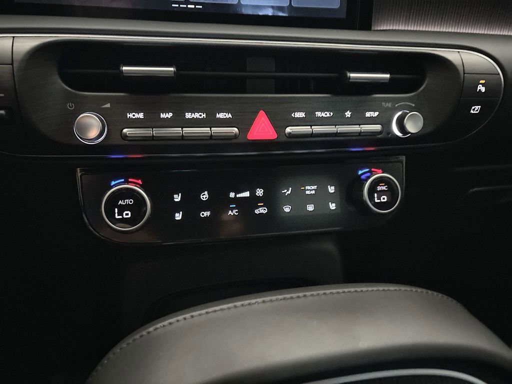 New 2026 Hyundai Palisade Calligraphy FWD image 17