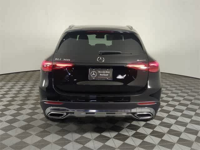 Certified 2026 Mercedes-Benz GLC 300 4MATIC image 4