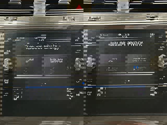 Certified 2022 Volkswagen Tiguan SE w/ Panoramic Sunroof Package image 13