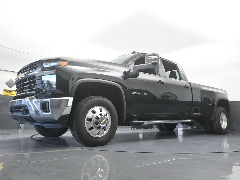 Used 2026 Chevrolet Silverado 3500 LT AWD/4WD image 60
