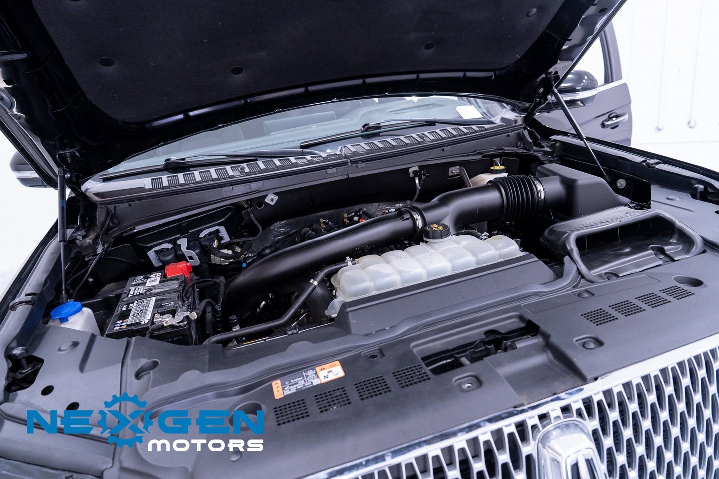 Used 2022 Lincoln Navigator Reserve image 39