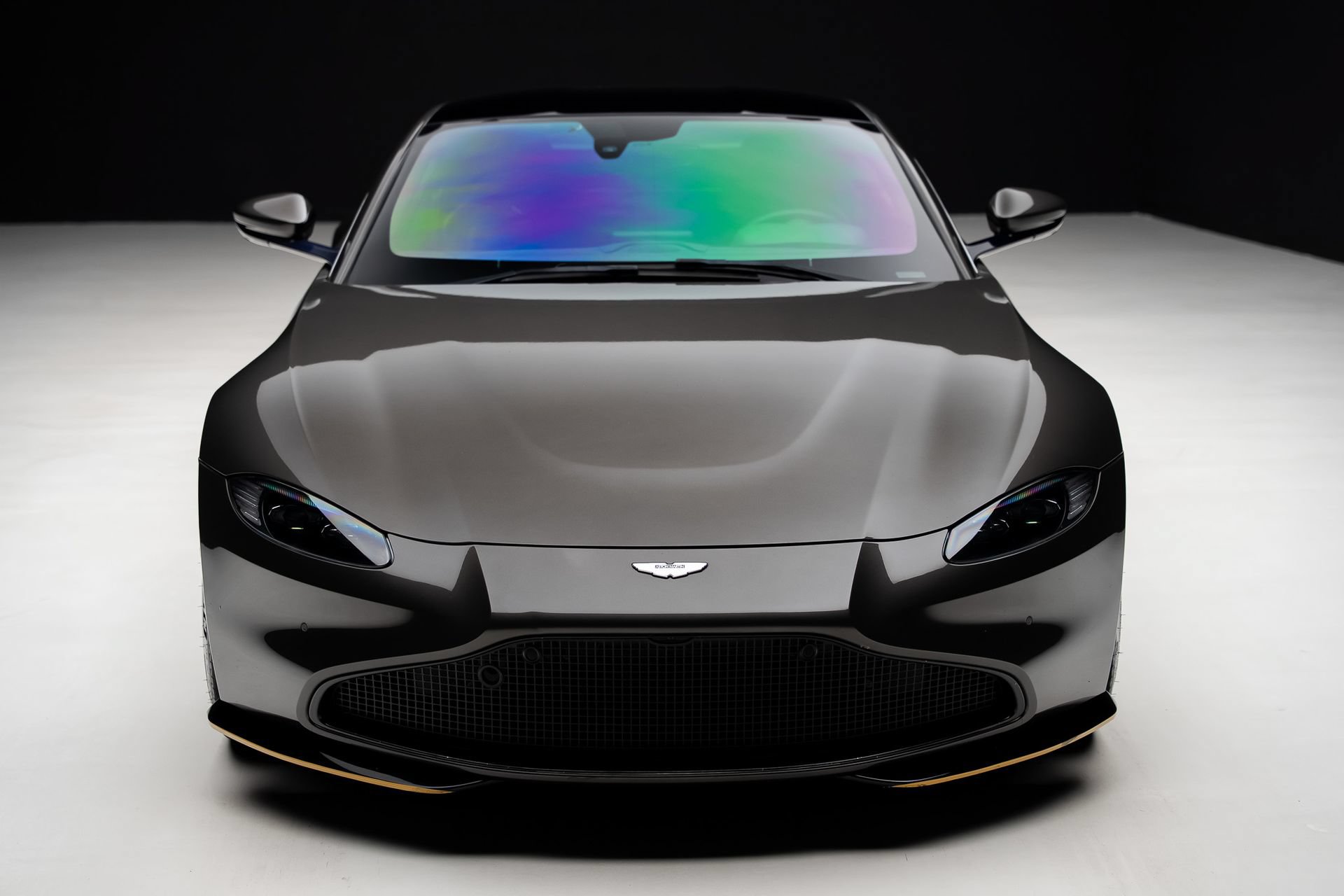Used 2022 Aston Martin V8 Vantage Coupe RWD image 12