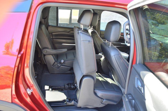 Used 2024 Chevrolet Traverse Z71 w/ Enhanced Driving Package image 35