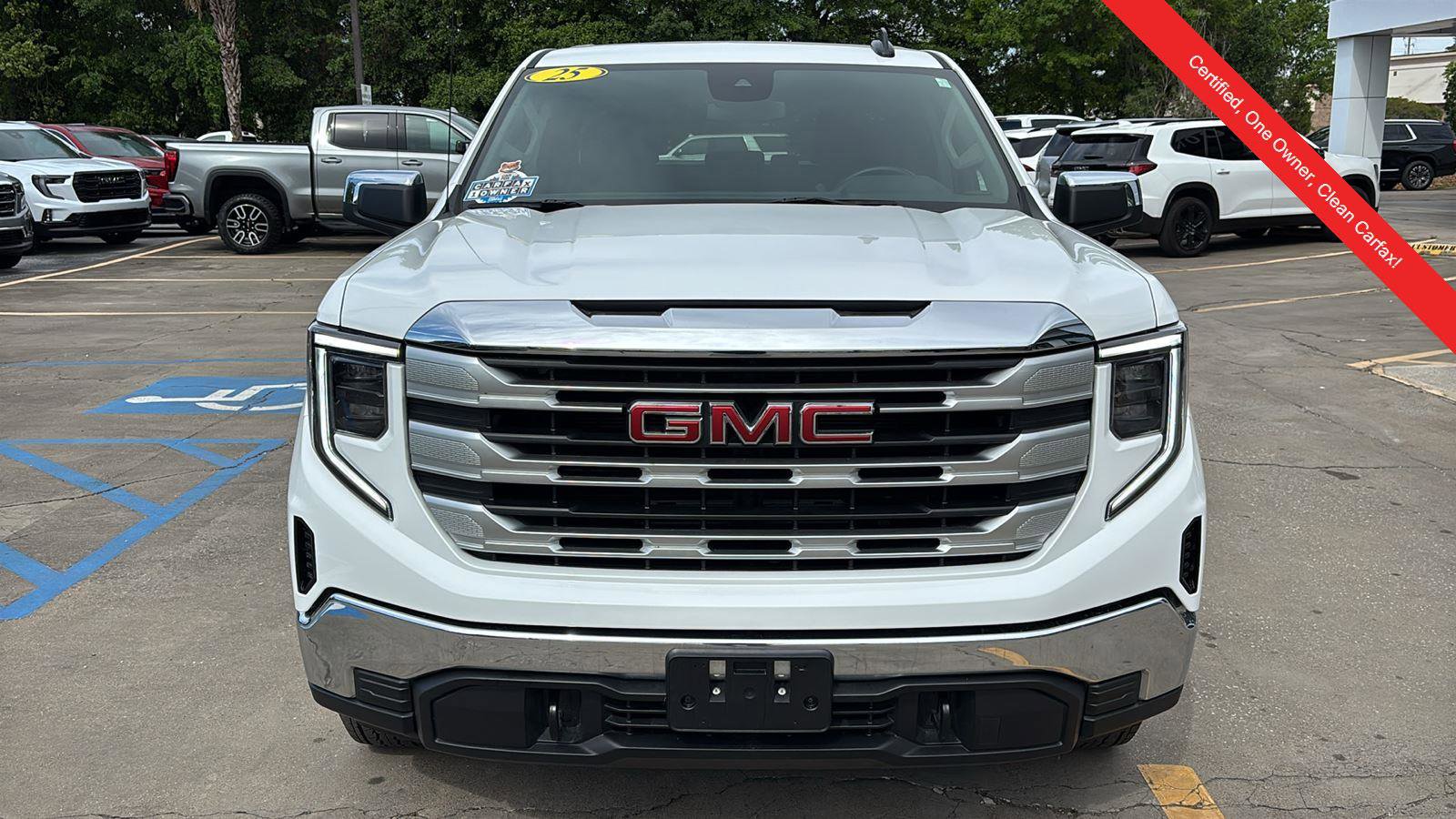 Certified 2025 GMC Sierra 1500 SLE AWD/4WD image 2