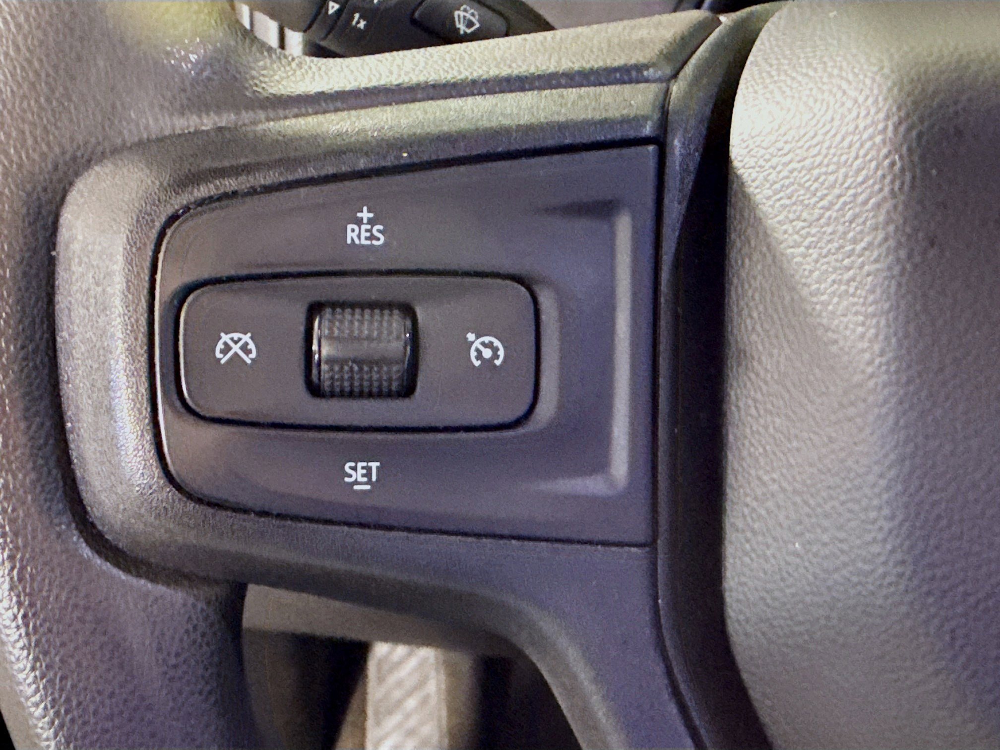 Used 2022 Chevrolet Silverado 1500 Custom w/ LPO, Dark Essentials Package RWD image 14