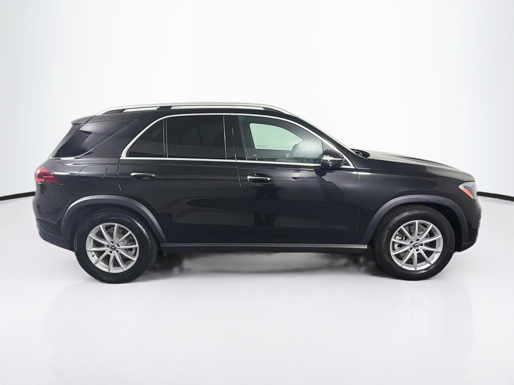 Used 2025 Mercedes-Benz GLE 350 4MATIC image 10