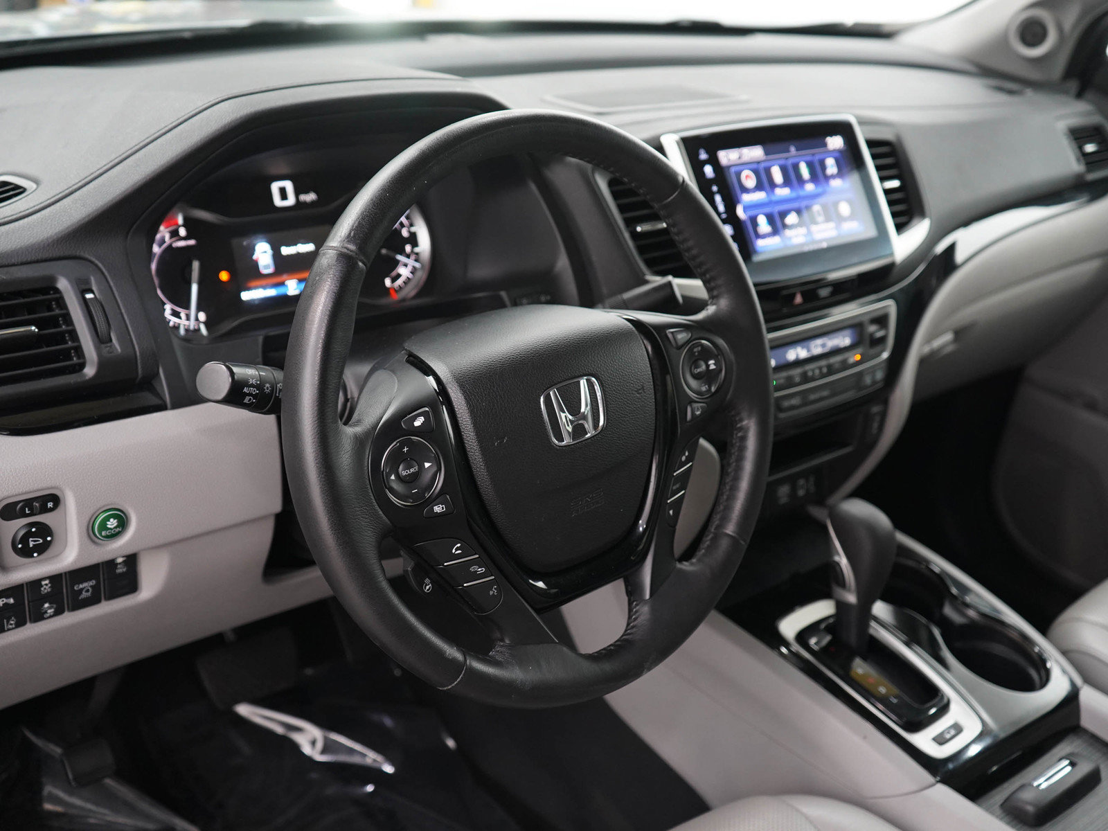 Used 2017 Honda Ridgeline RTL-E image 19